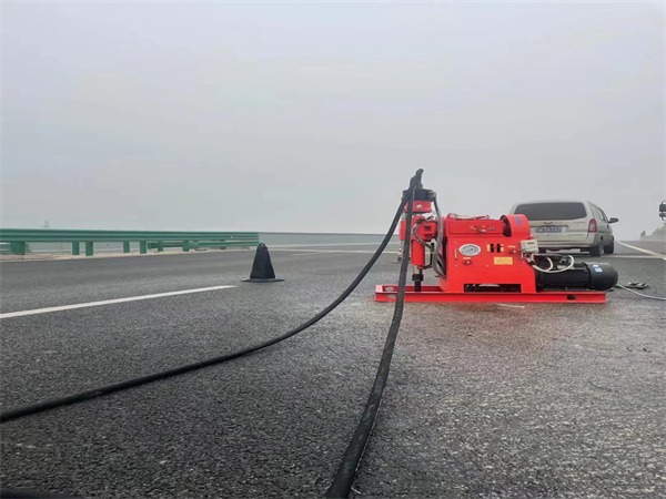 崇明马路路基路面开裂下沉注浆加固灌浆